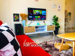 Laguna Damai Homestay Teluk Kemang PD 3BR- Pool View